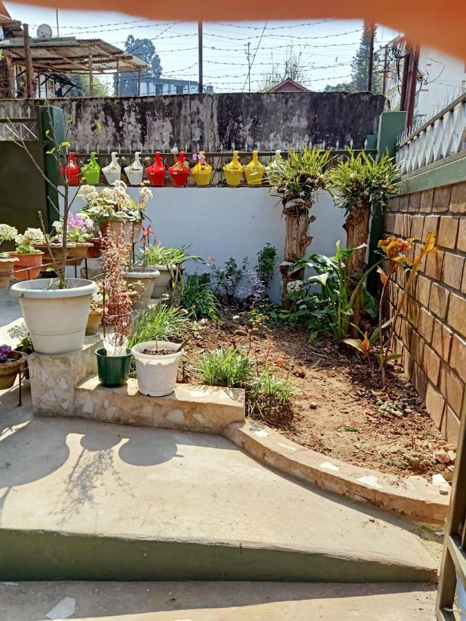 Khriang Khongwir Homestay Shillong Kültér fotó